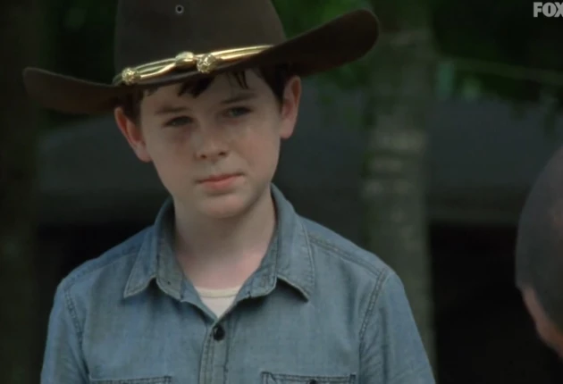 Промо-кадры сериала Ходячие мертвецы 2 сезон 6 серия